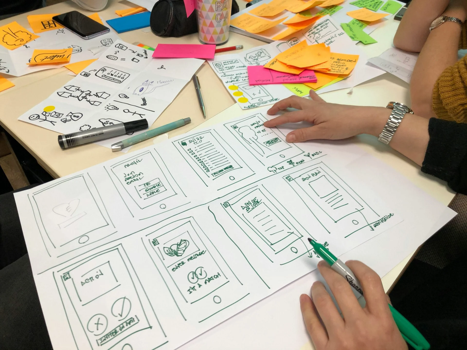 Diseño gráfico y preparación de piezas impresas